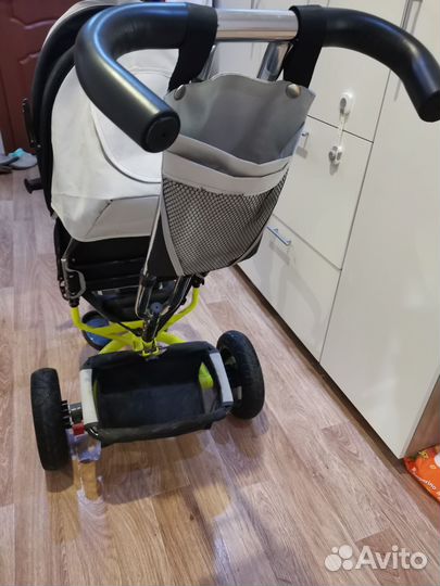 Детский велосипед - коляска с ручкой