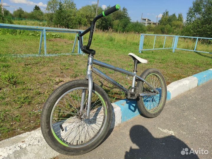 Трюковой велосипед bmx