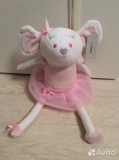 Копилка,маска,часы новые,кукла