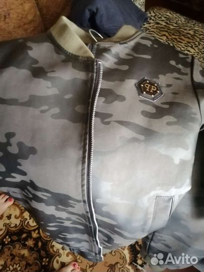 Пиджак и бомбер на мальчика