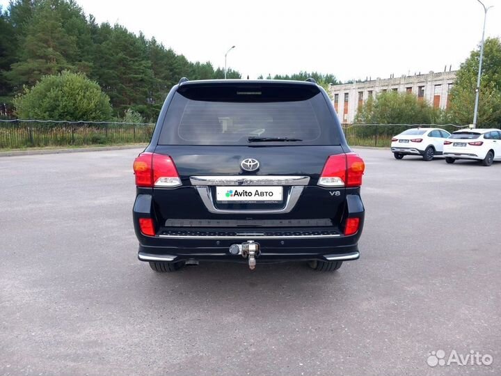 Toyota Land Cruiser 4.5 AT, 2013, 279 590 км