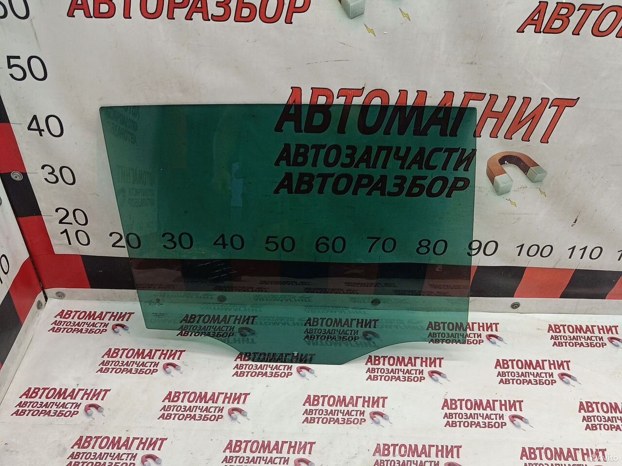 Стекло заднее правое Volkswagen Tiguan 2 Тигуан 2