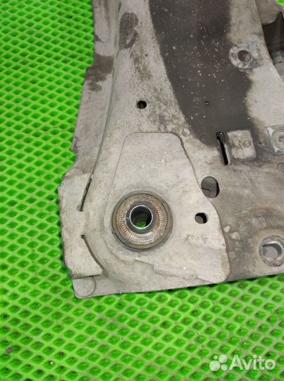 Подрамник Renault Megane 2