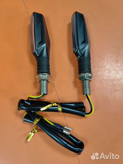 Поворотники универсальные светодиодные