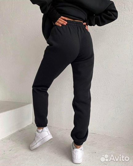 Костюм спортивный теплый новый 56 размер