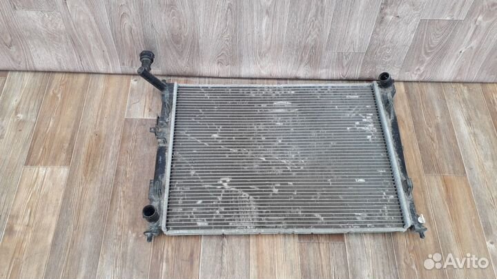 Радиатор охлаждения №40 KIA Ceed 1 2009