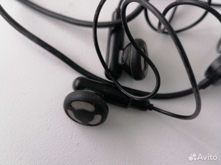 Гарнитура с микрофон к старому Samsung б/у рабочая