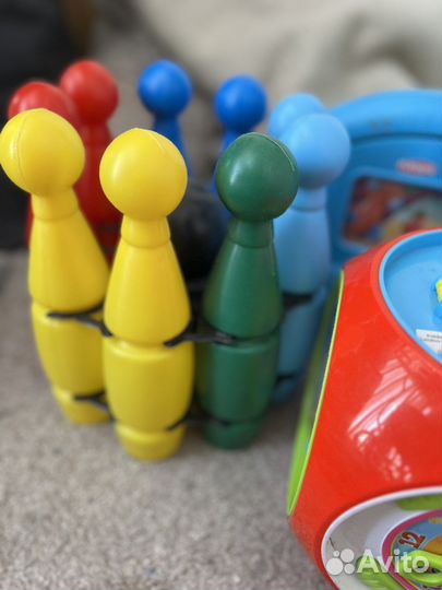 Развивающие игрушки для малышей пакетом Fisher