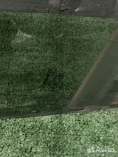 Стекло двери переднее правое Renault Megan 2