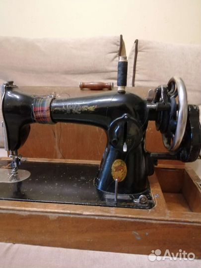 Швейная машина Подольск ручная бу