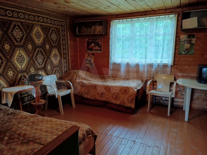 Дом 40 м² на участке 10 сот.