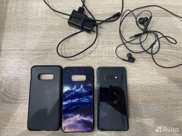 Samsung Galaxy S10e, 6/128 ГБ