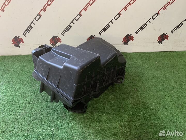 Корпус воздушного фильтра Skoda octavia tour a4