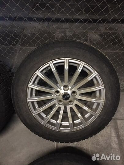 Оригинальные колеса на Range Rover R19