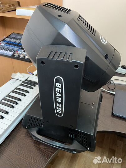 Световые приборы для сцены