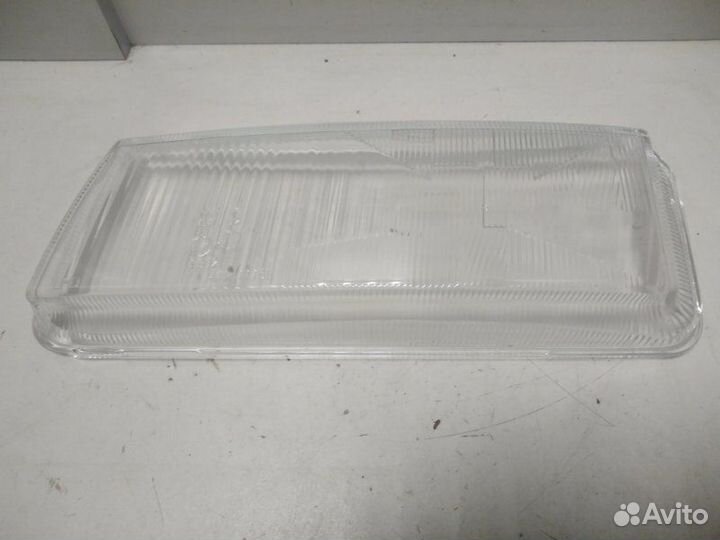 Стекло фары левой Volkswagen Passat B4 1994-1996