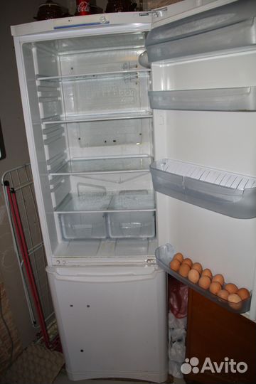 Продам холодильник indesit b18.025 Возм.доставка