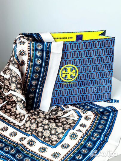 Платок Tory Burch шелковый