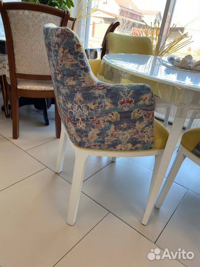 Комплект стол и кресла