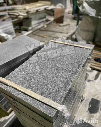 Памятники из гранита «Цветок Урала» опт