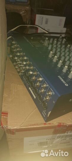 Микшерный пульт yamaha