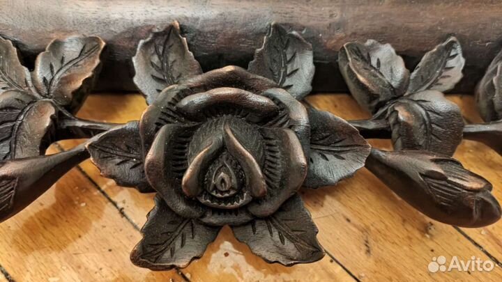 Антикварное зеркало. Резное дерево