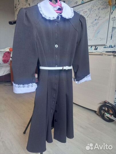 Школьное платье и сарафан на рост 146