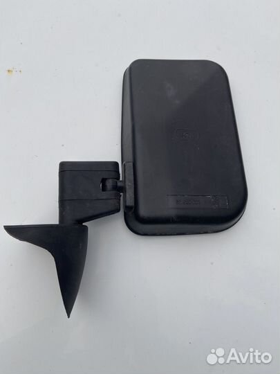 Зеркало левое