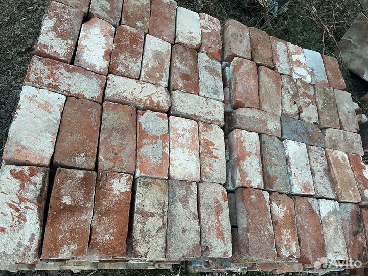 Кирпич бу
