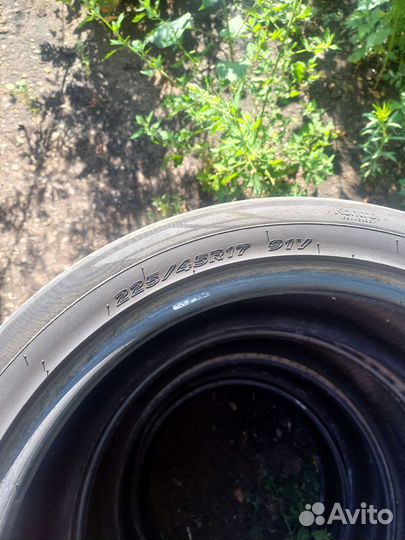 Hankook AM06 225/45 R17 91Y