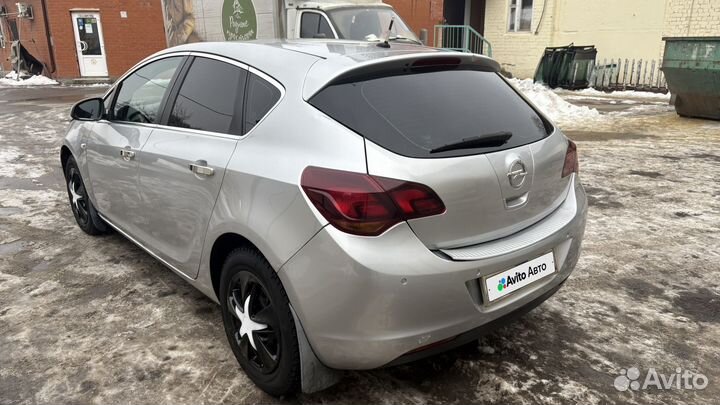 Opel Astra 1.6 МТ, 2011, 237 710 км