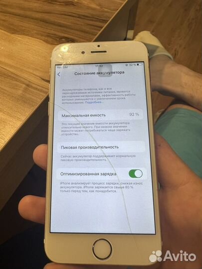 Телефон iPhone se и 6s