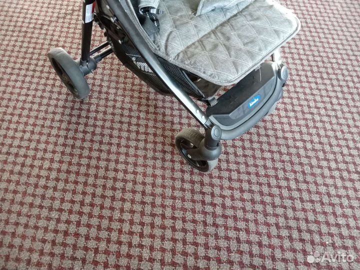 Прогулочная коляска трость