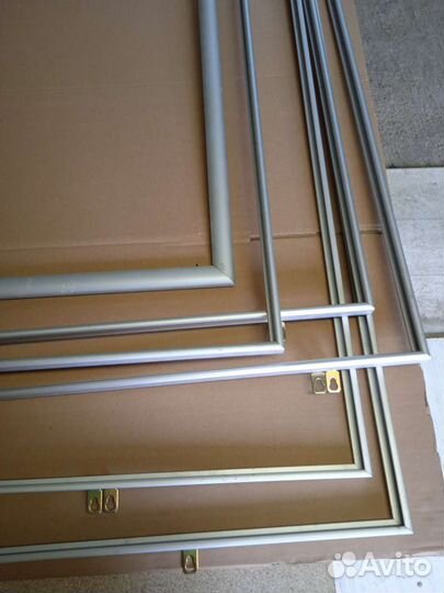 Рамки алюминиевые