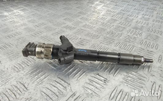 Форсунка дизельная nissan navara D40 (DEA13AL03)