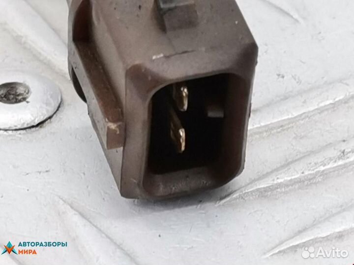 Форсунка Volkswagen Passat B5 1998 028130201J