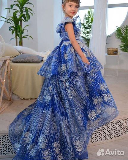 Детские нарядные платья и костюмы