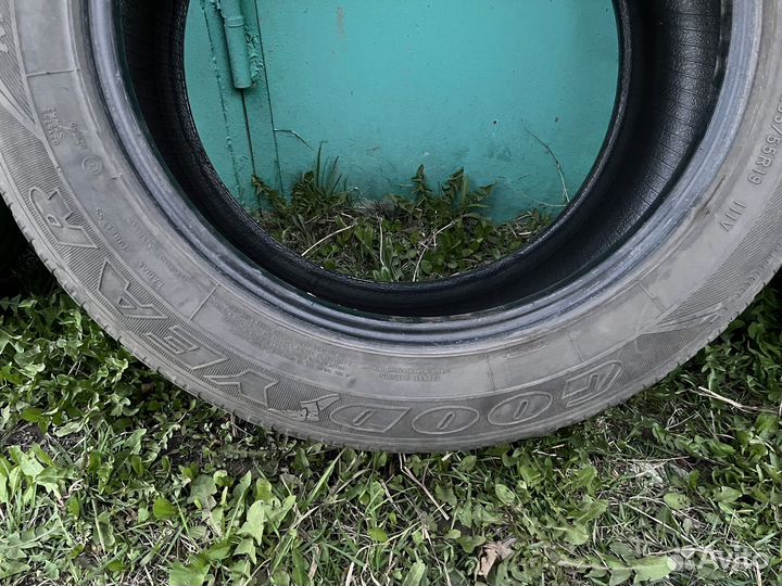 Goodyear Wrangler HP All Weather 255/55 R19 111V