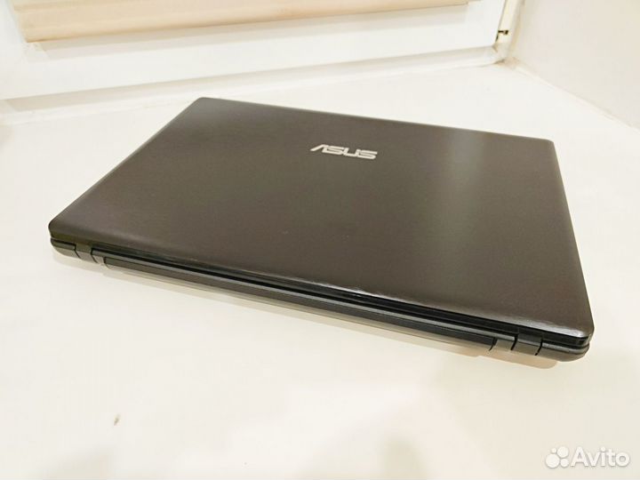 Ноутбук игровой Asus. i5/8Gb/SSD