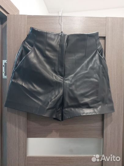 Кожаные шорты befree