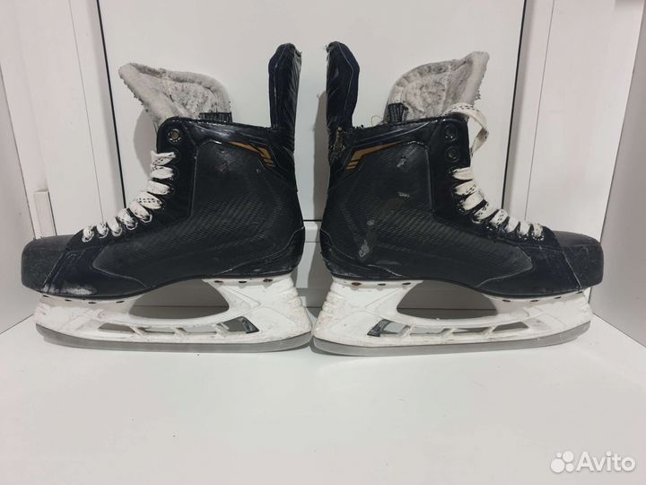 Хоккейные коньки bauer