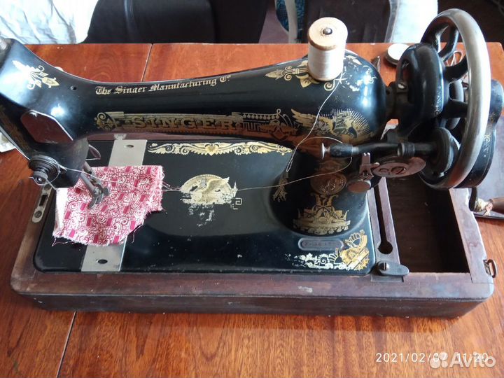 Швейная машинка singer