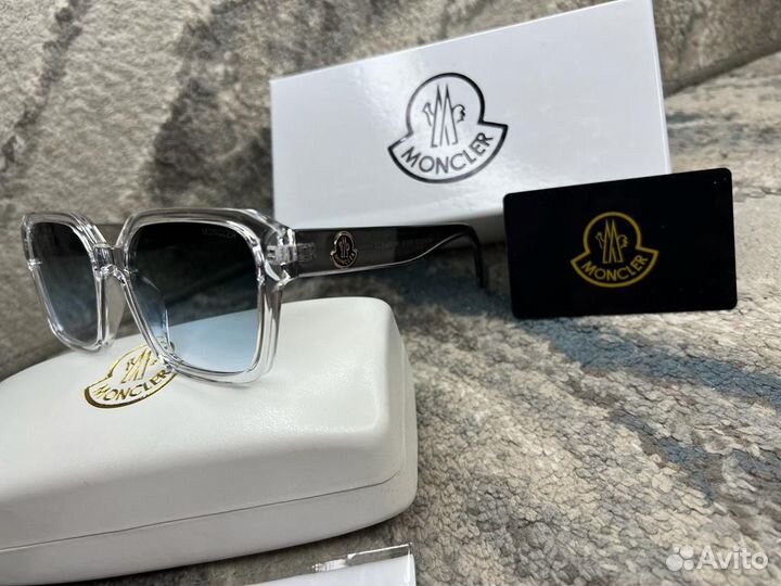 Очки солнцезащитные Moncler