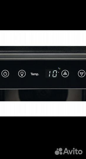 Винный шкаф AEG SWB63001DG