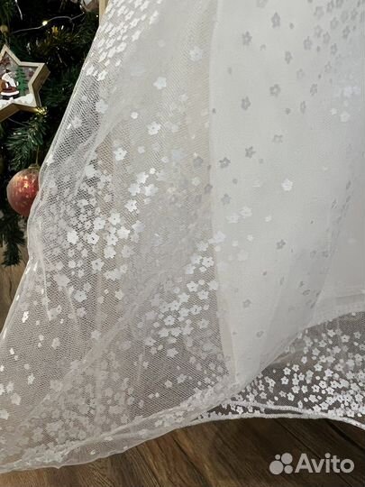 Платье белое снежинка бабочка 116