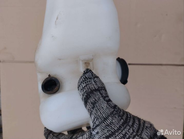 Бачок омывателя Renault Logan 2