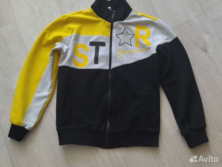 Спортивный костюм