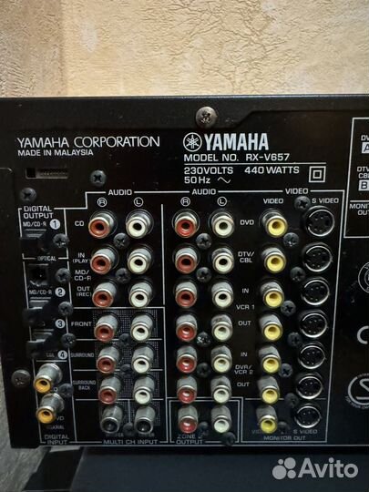 Ресивер Yamaha RX-V657