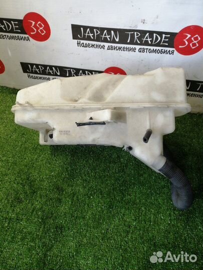 Бачок стеклоомывателя Bmw 5-Series E60 N52B25