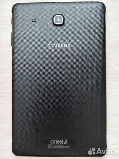 Планшет Samsung SM-T561
